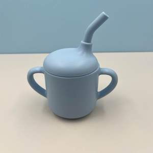 [ COD ] Gelas Minum Bayi Bahan Full Silikon - Gelas Silikon Bayi Gelas Silicon Bayi Bpa Free Baby Safe Training Cup Bayi Anti Tumpah Tempat Minum Bayi Gelas Minum Sedotan Anak Bayi