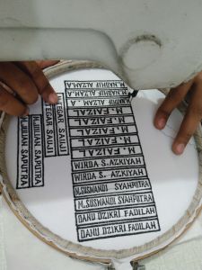 bet nama bordir seragam sekolah