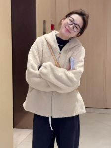 Soft Glutinous Hooded Zipper Lamb Wool Casual Cardigan Winter New Arrival Younger Fashion Thickened Heattech Bandage Dress Short Coat