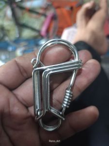 gantungan kunci tipe 1