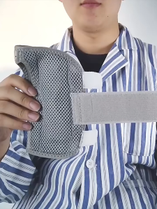Đai Nẹp Bảo Vệ Và Cố Định Khớp Cổ Tay Cho Người Chấn Thương Bong Gân Cổ Tay