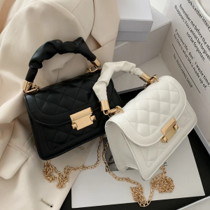 Versatile Ins Womens Bag 2026 New Korean Version Trendy Fashion Chain Messenger Internet Celebrity Portable Small Square Bag