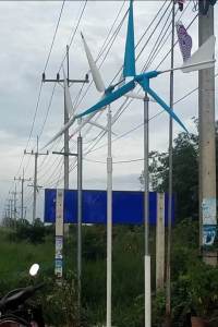 เคลื่อนไหวของกังหันเรียกทรัพย์ใบ 1 เมตร (งานดิบไม่พ้นสี)