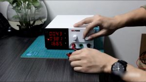 เครื่องจ่ายไฟ DC Power Supply 30V 20A 60V 10A 30V 30A ปรับค่าได้ 0-30V 0-10A  LED High Precision 48V 80V 120V Adjustable Plating Power Supply for mobile phone repair r-sps3020