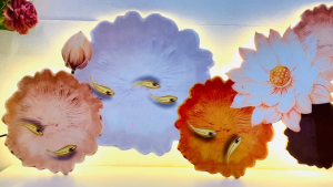 (ẢNH THẬT) Tranh treo tường đèn led cá và hoa sen 17 uv mặt mica sáng bóng quà tặng