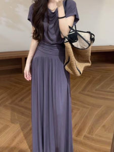 Karrar betsey | Stylish Waist-Cinching Purple V-Neck Dress Summer