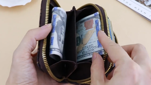 Women M-Letter Embroider Wallet Premium PU Leather Bifold Coin Purse Female Multi-Card Short Wallet