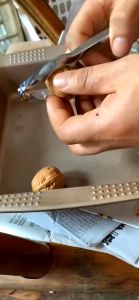 Dụng Cụ Nhà Bếp Đa Năng Bằng Thép Không Gỉ Dụng Cụ Kẹp Càng Cua Càng Ghẹ Và Các Hạt Khô Tiện Ích