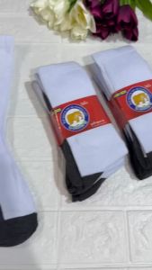 ถุงเท้ายาวครึ่งแข้ง เนื้อหนา นุ่ม FREESIZE สีขาวพื้นเทา สีดำ และสีน้ำตาล