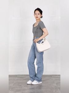 COACH official store Cross Body & Shoulder Bags Ole women Teri Hobo underarm bag leather college style single shoulder crossbody handbag armpit bag CJ517 CK161 for women new large Size :29×23×9cm