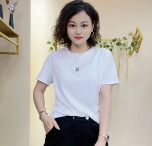 Casual Round Neck Short Sleeve T-Shirt: A Slimming Style Korean Version