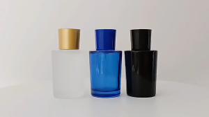 [HCM] Chai chiết nước hoa 50ml kiểu Di Parma thân trụ dày dặn vòi xịt phun sương.