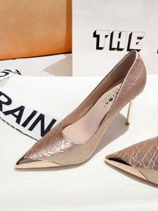 รองเท้าส้นสูงสีแชมเปญสำหรับผู้หญิง ทรงหัวแหลม ดีไซน์เก๋ไก๋ รองเท้าส้นเดี่ยว หนังแท้ รองเท้าลำลอง รองเท้าสวมสบาย