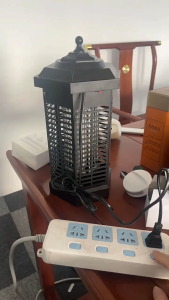 Outdoor electric fly killer mosquito killer fly trap mosquito killer three pronged plug 90-130V ABS plastic shell