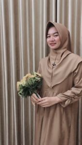 MAYRA SET SYARI: Gamis Setelan Hijab Terbaru 2024