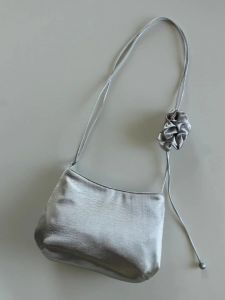 Silver Satin Bucket Bag Womens Crossbody Shoulder Bag Commute Simple Fashion Small Leather Goods Casual Handbags