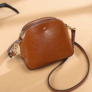 Fashionable Retro Leather Crossbody Bag Womens Casual Versatile Shell Bag Single Shoulder Slant Bag Leisure British Style