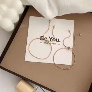 H&P Giftshop สร้อยข้อมือลายเรียบๆ สไตล์สาวมินิมอล สร้อยข้อมือชิดๆ น่ารักๆ เรียบหรูดูแพง 1715