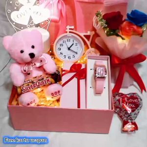 Kado Hadiah Unik Untuk Momen Spesial Cewek – Gift Box & Hampers Eksklusif Spesial untuk Orang Tersayang – Kado Romantis Ulang Tahun & Anniversary – Hadiah Ulang Tahun Wisuda Anniversary Pasangan Teman Sahabat Rekan dan Kolega Hadiah Romantis Cewek