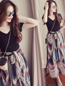 ชุดเดรสยาวผ้าชีฟองแขนสั้นคอวีเอวสูงลายดอกไม้สำหรับผู้หญิงช่วงฤดูร้อน ชุดเดรสยาวคลุมเข่าสไตล์ฮาวายสำหรับไปงานปาร์ตี้ชายหาด