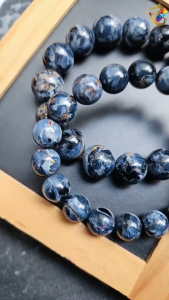 Collection Grade Namibia Dark Blue Pietersite Bracelet