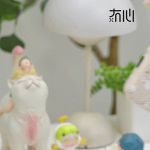 Fast Charge Magnetic Wireless Power Bank 10000mAh Built In Cable With Embossed Design No ratings yet 0 Sold