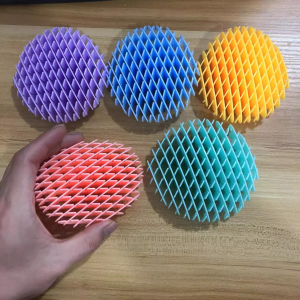 Educational 3D Transformable Gradient Color Elastic Net Fidget Toy for Stress Relief Creative Prank Toys for Students