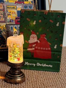 ต้นไม้คริสต์มาสในเทียน โคมไฟตกแต่งโต๊ะ ของขวัญเล็ก ของขวัญคริสต์มาส ของขวัญสร้างสรรค์ ของขวัญสำหรับคนพิเศษ โคมไฟตกแต่งโต๊ะ