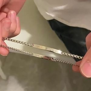 Jualan hebat [ Penghantaran dari China ]2025 Produk Baru You Make Me Complete Pasangan Gelang Rekaan Sepasang Lelaki dan Wanita Gelang Berukir Jarak Jauh Hari Valentine JK