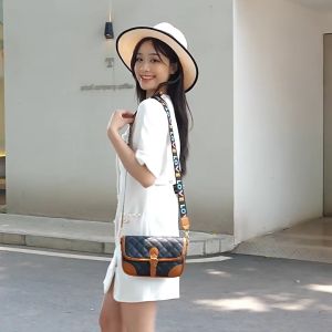 TS133 TAS SELEMPANG WANITA TAS SLINGBAG WANITA TAS WANITA TAS KULIAH TAS JALAN