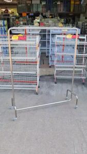 ราวแขวนผ้าสแตนเลส มีล้อ ราวแขวนผ้ามีล้อ วัสดุสแตนเลสอย่างดี เคลื่อนย้ายง่าย ล็อคกับที่ได้ รับน้ำหนักได้ดี