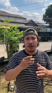 COD TaffSTUDIO Stand Gitar Lipat Portable Tripod Guitar Soft Arm Aluminium - U9