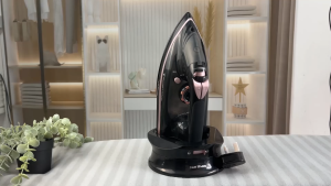 Martisan Smart Cordless Steam Iron 2600W Handheld Iron Steam Portable Cord Retractable Ironing Machine Nano-ceramic Sole Plate