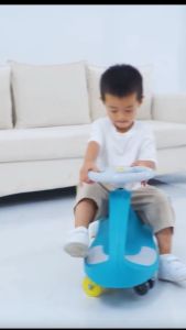 Swing Car Yoyo Car Yoyo Plasma Twist Children Ride on Wiggle Tricycle Swinging Plasma Car?Basikal Kanak Kids Toy Car Kids Roller Skateboard Boy Girl