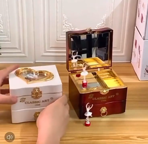 Classic Nostalgic Music Box Ballet Girl Clockwork Creative Jewelry Box