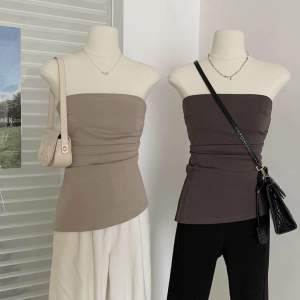 เสื้อเกาะอกแต่งระบาย