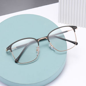 Kacamata Photocromic Wanita: Perlindungan Mata Lengkap