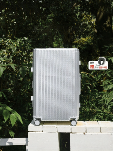 Diplomat | Aluminum Magnesium Alloy Lightweight Travel Luggage