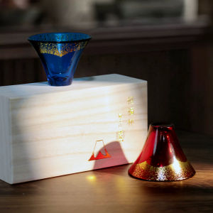 Fuji Mountain Luck Attracting Cup Japanese Style Owner Glass Cup Gold Foil Sake Cup Gift Box Set Retro Heat Resistant Glass