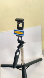 TRIPOD TONGIS MULTIFUNGSI DENGAN REMOTE 160 CM  SUPER PANJANG DAN STABIL DENGAN HOLDER  PHONE SUPPORT  7  INCH PHONE