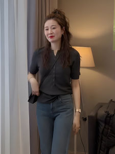 Slim Fit Short Sleeve Knitwear Womens T-Shirt Korean Style round Neck Button Detail Wool Blend Summer Top Fashionable Casual