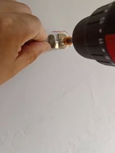 MallMainan-C1250 Bracket Ambalan Plat Besi Gantungan Meja dan Pigura Bingkai Foto Type E / Braket E