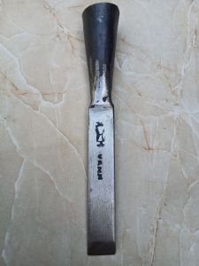 Pahat Ukir Kayu Bahan Baja Ukuran 2 Cm