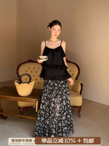 XXNING French Romantic Lace Trim Halter Top Women Spring Autumn Design Sensation Small Audience Sleeveless Top Polyester