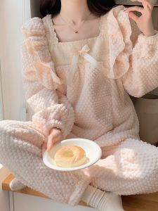 ชุดนอนผู้หญิงผ้ากำมะหยี่หนา อบอุ่น ลายวัฟเฟิล ขอบลูกไม้ ขนาดใหญ่ เสื้อผ้าใส่อยู่บ้าน แขนยาว คอเหลี่ยม สีพื้น