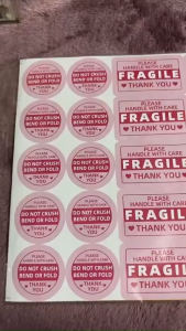 200pcs Fragile Reminder Stickers Rectangular Pink Express Sealing DIY Decoration Sticker