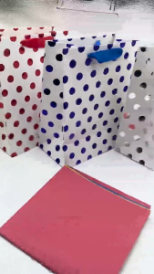 4PCS Polka Dot Print Paper Gift Bags – Perfect for Party Favors & All Occasions