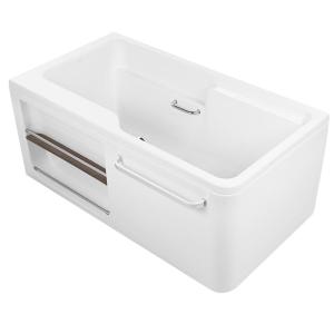 Kohler | Compact Corner Adult-Friendly Bath Tub