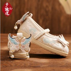 New Style Girls Hanfu Shoes Embroidered Spring Autumn Beijing Old Cloth Shoes Baby Performance Children Needlework Shoes Women