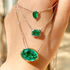 Waterproof New Fashion Green Zircon Oval Crystal Pendant Necklaces For Women Trendy Gold Plated Female Clavicle Chain Jewelry